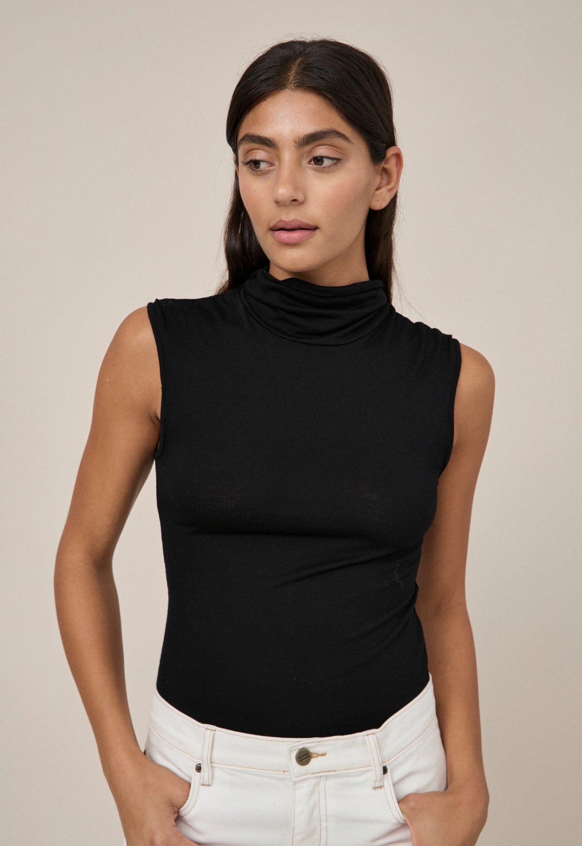 01 Turtleneck Singlet